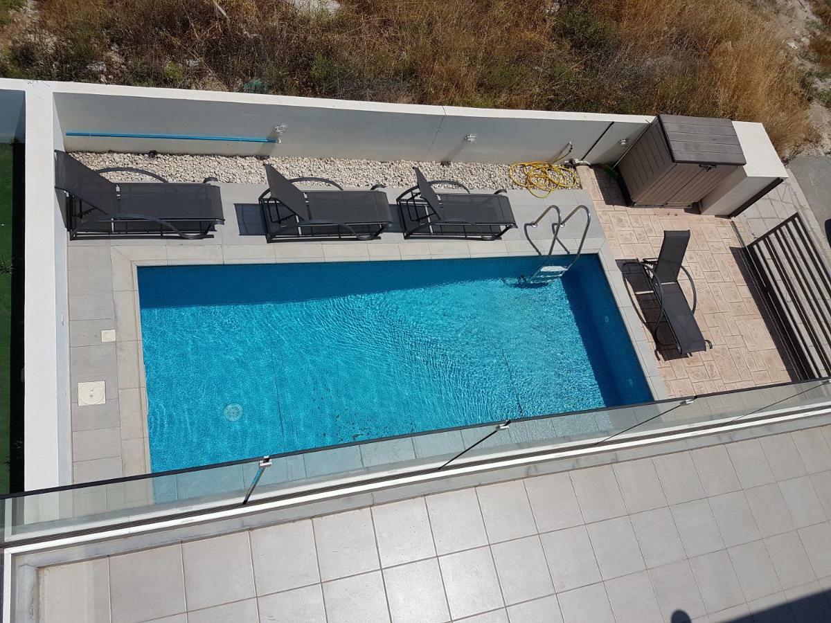 T&E Villa Larnaca Exterior foto